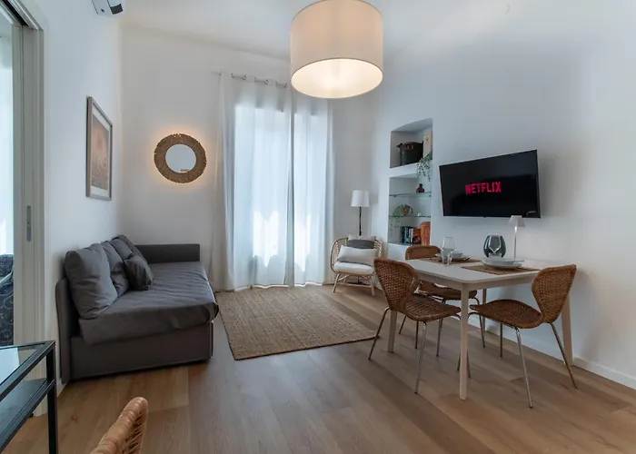 Pico Apartment 52