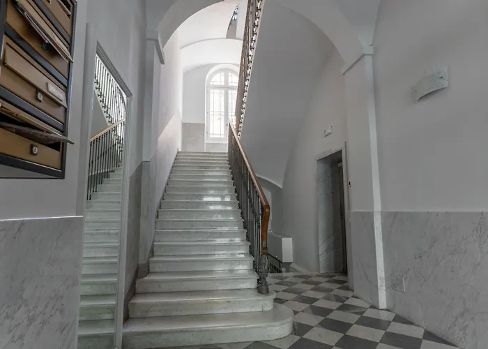 Pico Apartment 52