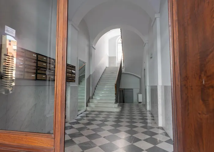 Pico Apartment 52